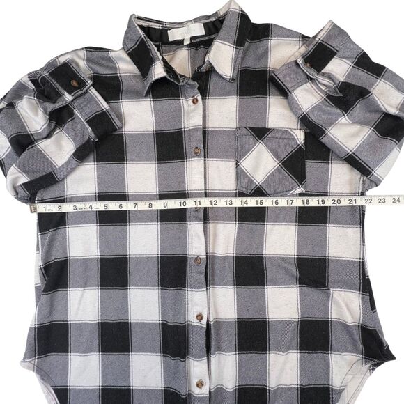 Eden & Olivia Button Down Shirt XL White Buffalo Plaid Soft Grunge Modern Top - Picture 3 of 10